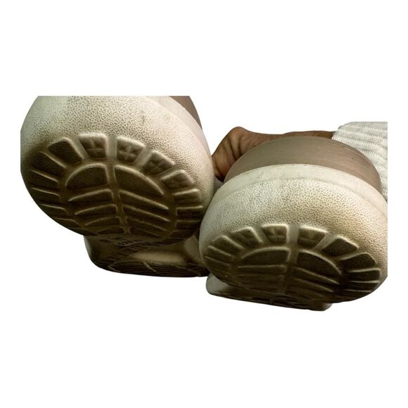 Crocs Women's Kadee II Flip Flops Sandals Comfort Thong Tan Beige Size - Picture 10 of 10